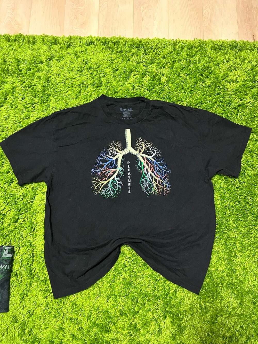 Pleasures Lungs Graphic T-Shirt Size XL